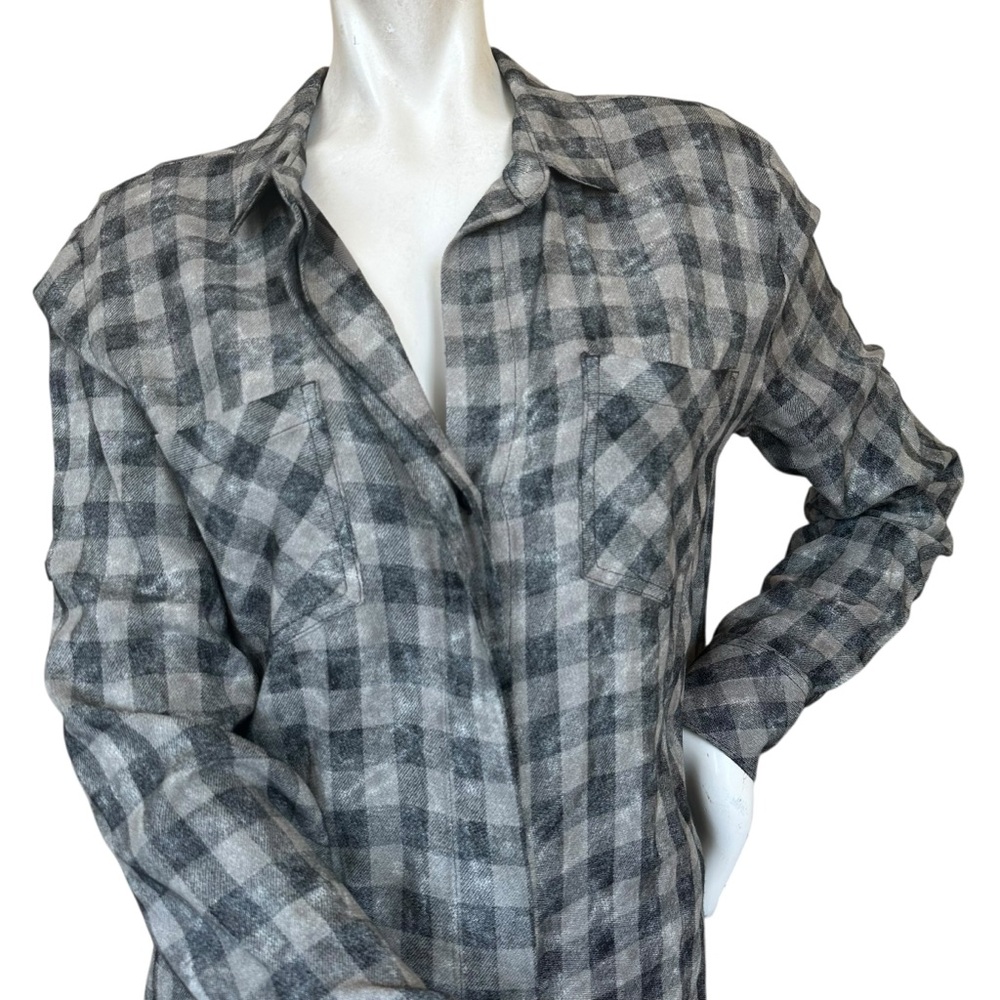 Anthropologie Cloth & Stone Green Black Plaid Raw Hem Stonewashed Blouse Medium - Picture 2 of 8